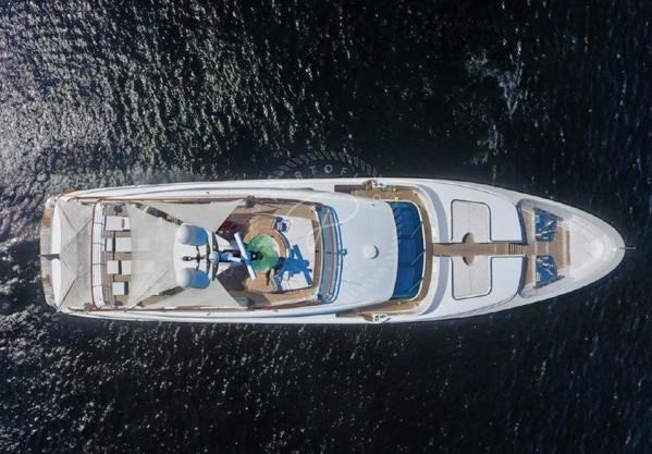 2010 SANLORENZO 37M