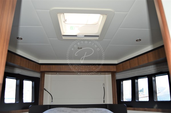 2017 ABSOLUTE NAVETTA 58