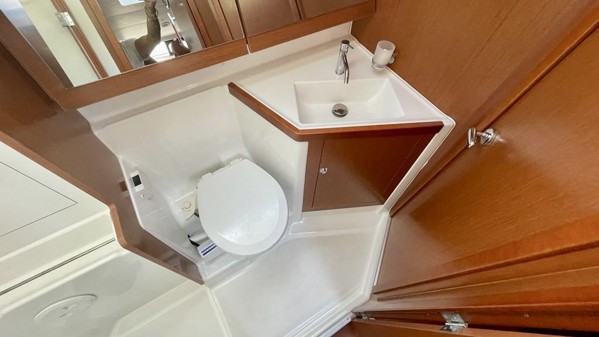 2016 BENETEAU OCEANIS 45