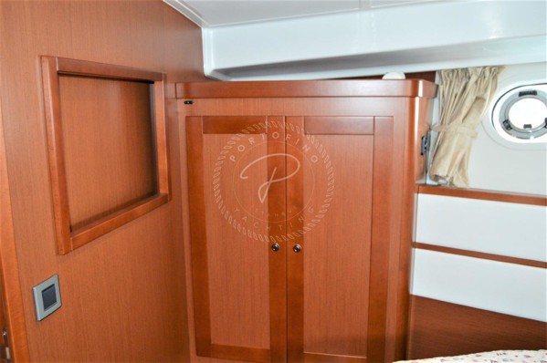 2015 BENETEAU SWIFT TRAWLER 44