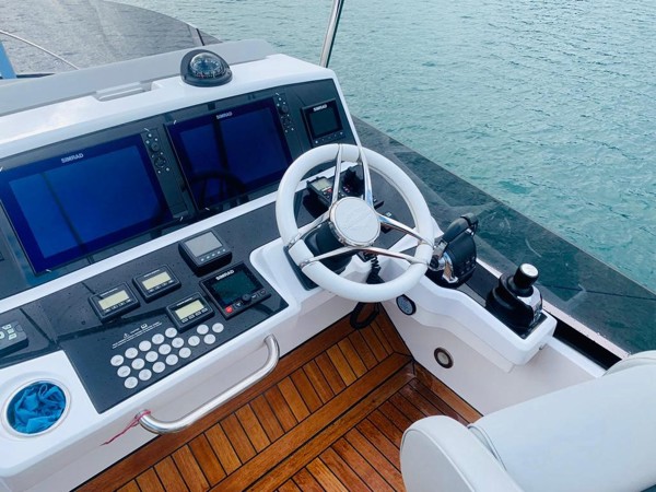 2020 SUNSEEKER MANHATTAN 52