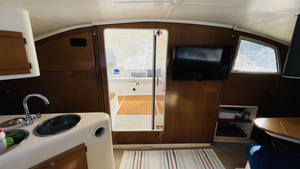 2005 FOUNTAINE PAJOT ATHENA 38