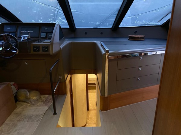 2010/2021 NUMARINE 78 FLY