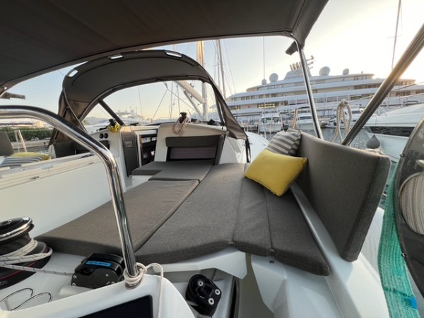 2023 JEANNEAU SUN ODYSSEY 440