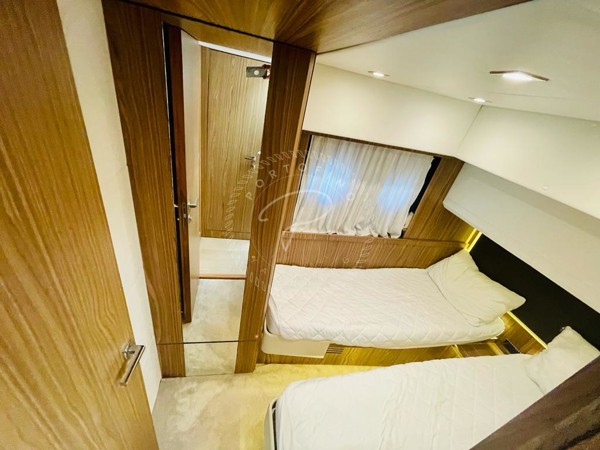 2014 ABSOLUTE 56 STY
