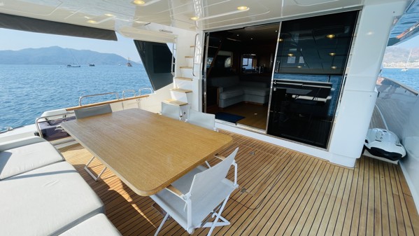 2022 SIRENA 64