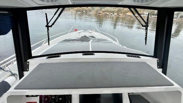 2024 HYDROLIFT X-27 R