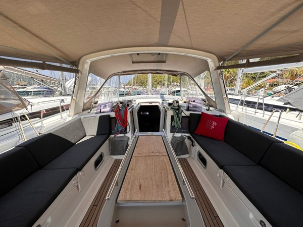 2016 BENETEAU OCEANIS 48