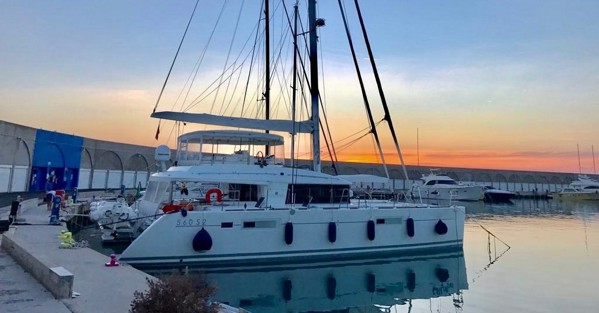 2015 LAGOON 560 S2