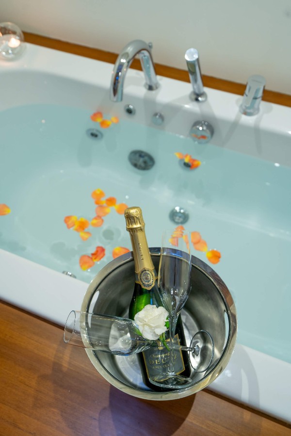 2010/2020 MOTOR SAILER 44 M 