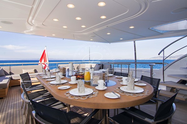 2012 SANLORENZO 38M