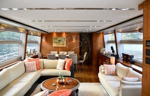 2014 PRINCESS 82