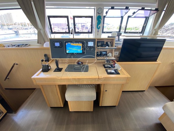 2013 LAGOON 52