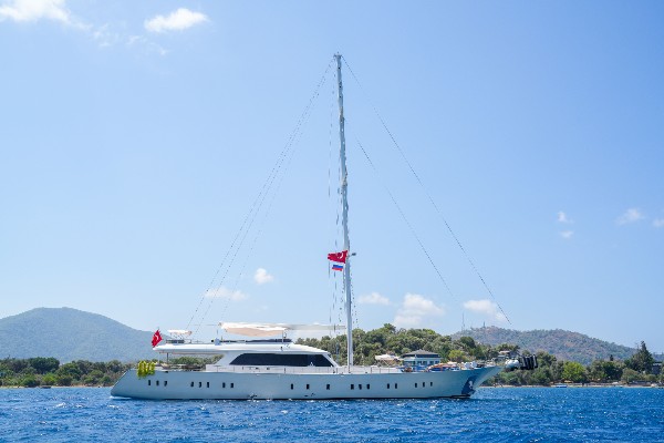 2025 LUXURY GULET 42 M