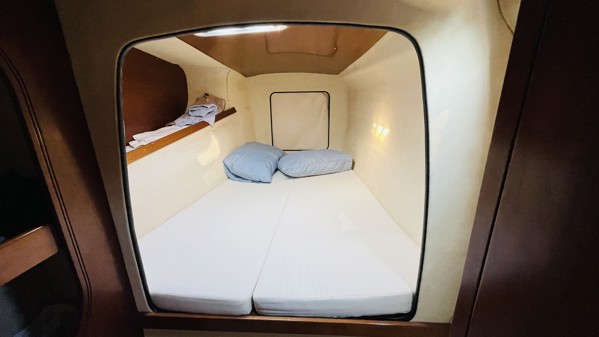 2005 FOUNTAINE PAJOT ATHENA 38