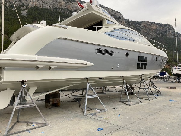 2012 AZIMUT 62S
