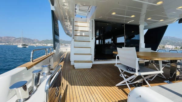 2022 SIRENA 64