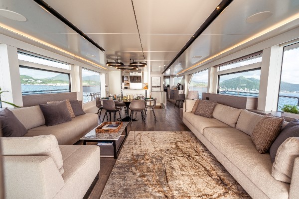 2023 MOTOR YACHT 26M