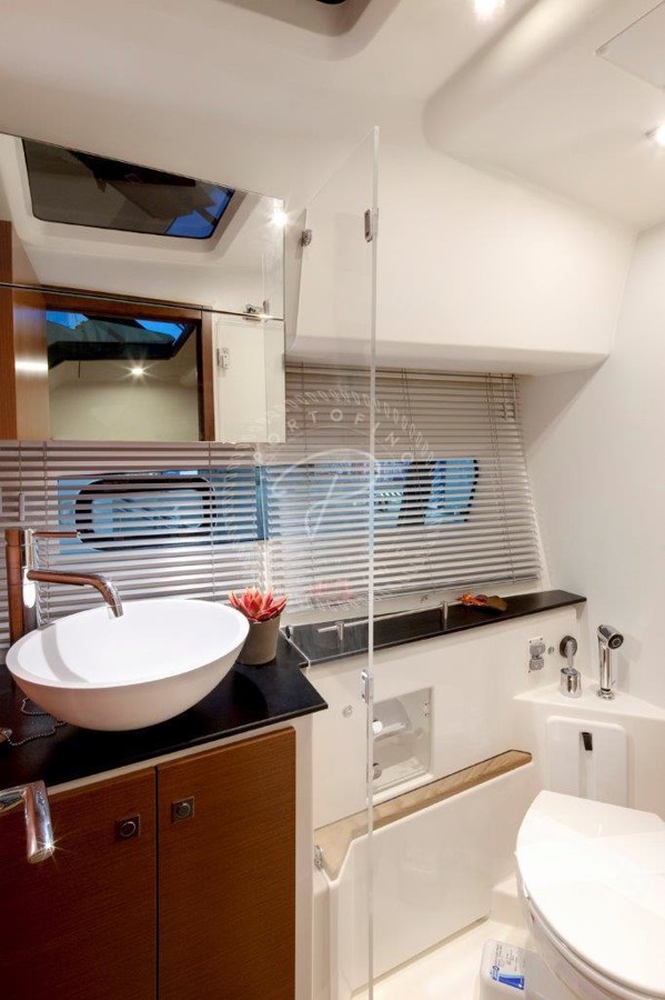 2011 PRESTIGE 350