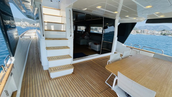 2022 SIRENA 64