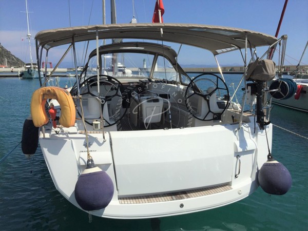 2015 JEANNEAU SUN ODSSEY 469