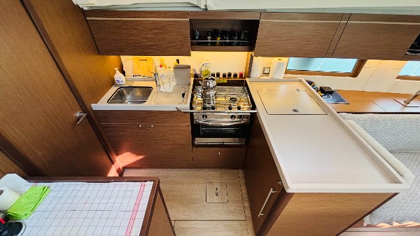 2022 BENETEAU OCEANIS 46.1