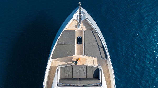 2017 NUMARINE 62 FLY