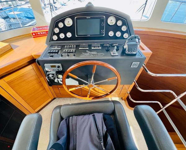 2018 NORTH YACHTS PILOT HOUSE TRAWLER 57