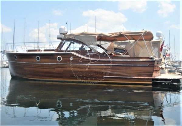 2011 CLASSIC CRUISER 37