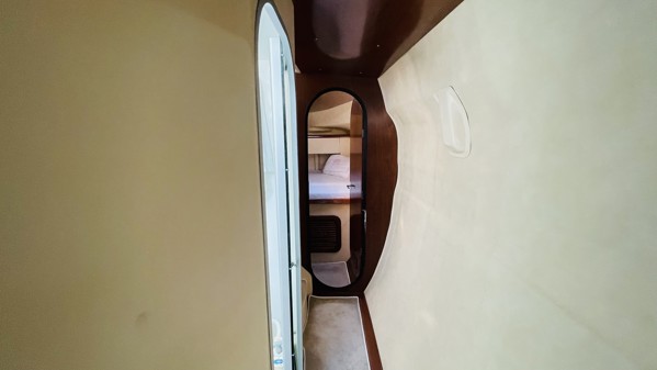 2005 FOUNTAINE PAJOT ATHENA 38