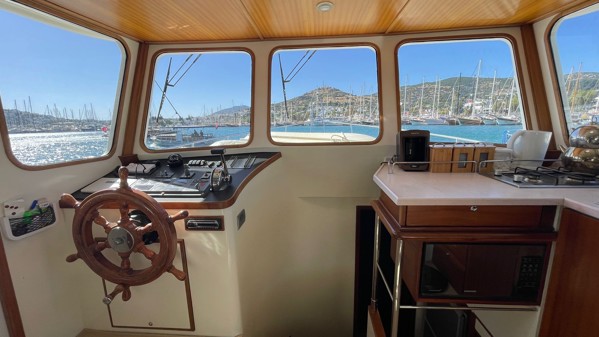 2007 CUSTOM WOODEN TRAWLER 48