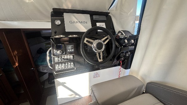 2024 JEANNEAU MERRY FISHER 1095 FLY