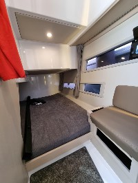 AQUADOR BOATS 400 HT - Küçük Resim