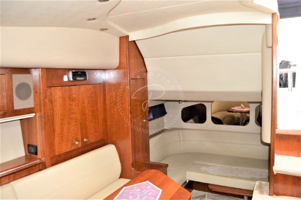 2005 CRUISERS YACHTS 400