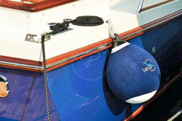 2010 LARUS 42 LB