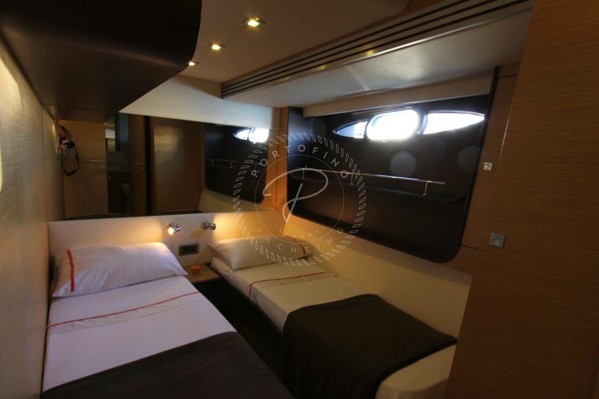 2010 NUMARINE 78 FLY