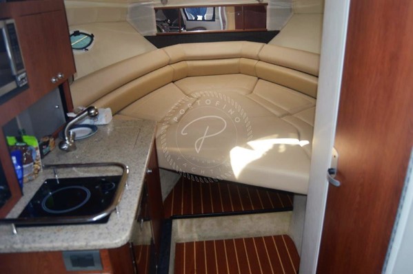2011 MONTEREY 295 SCR