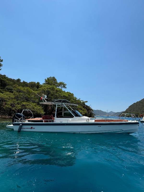 2017 AXOPAR 28 T-TOP