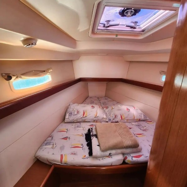 2008 BENETEAU OCEANIS 40 