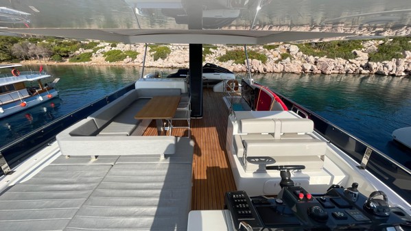 2022 SIRENA 64