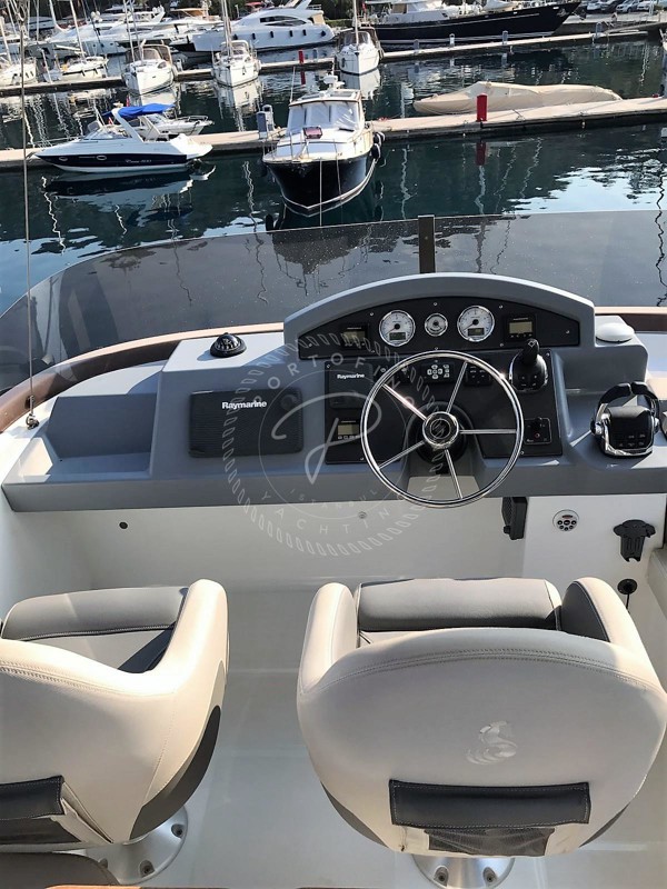 2014 BENETEAU SWIFT TRAWLER 50