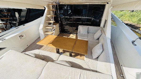 2017 NUMARINE 62 FLY