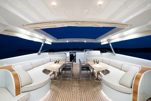 2009/2022 MOTOR YACHT 35M 