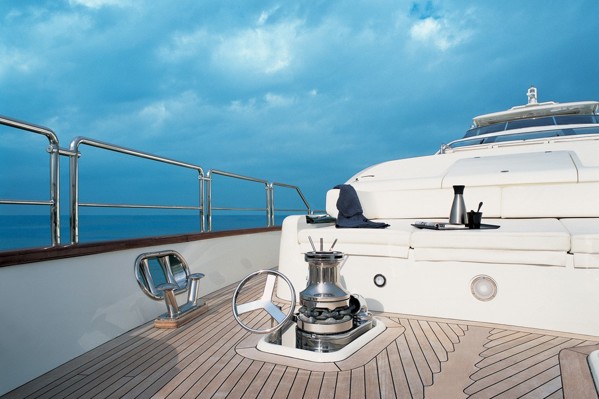 AZIMUT GRANDE 116