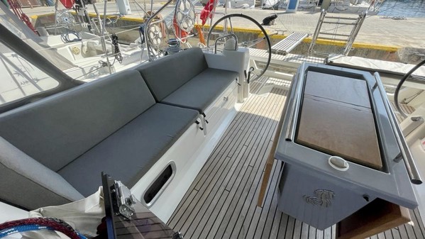 2016 BENETEAU OCEANIS 45