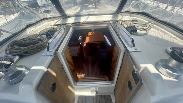 2008 BAVARIA 38 CRUISER