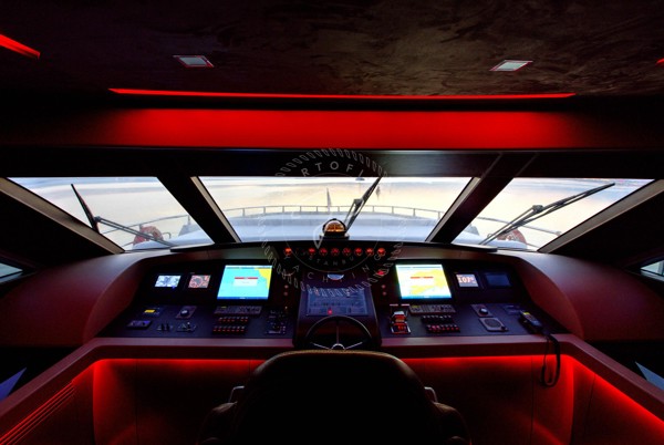 2014 HG YACHT 32M
