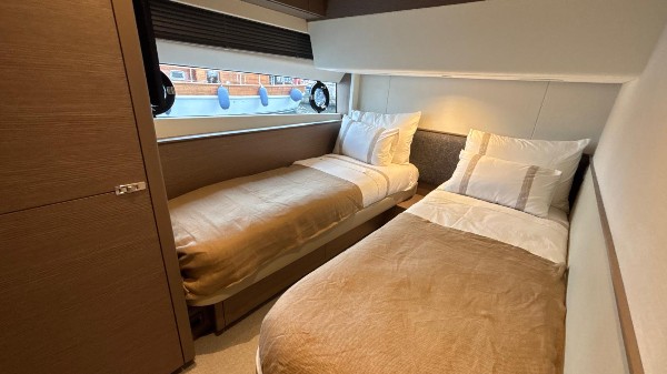 2023 PRINCESS F65