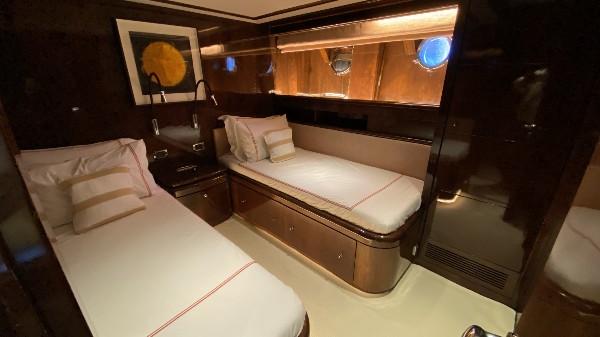 2009 BENETTI SAIL DIVISION 79