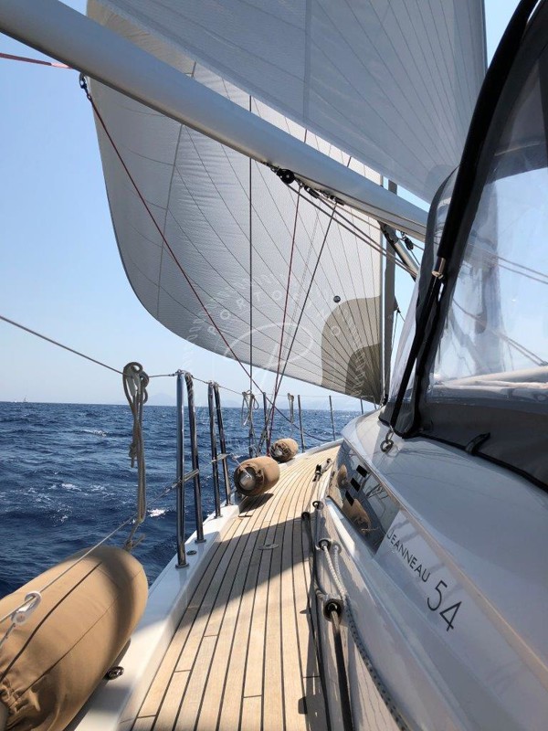 2016 JEANNEAU 54